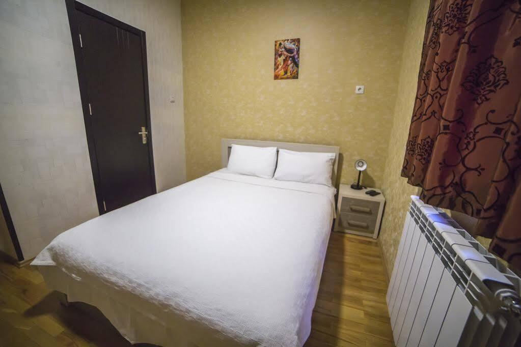 Hirmas Hotel Tbilissi Extérieur photo